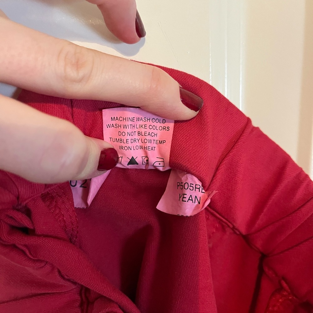 Perfect Spring Pull-On Red Drawstring Ankle Pants - Picture 4 of 4